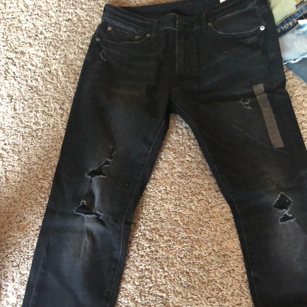Jeans - Picture 2 of 4